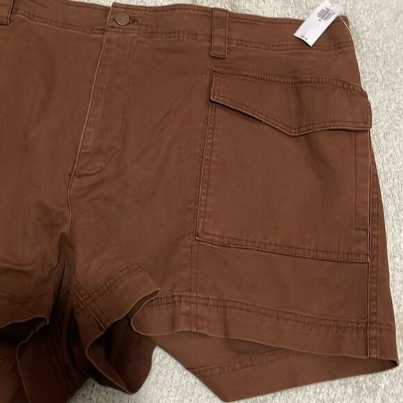 NWT- Old Navy- 3X. Cargo Short - Picture 4 of 11